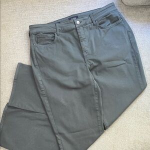 NYDJ Women's Olive 🫒 Green Straight Leg Jeans